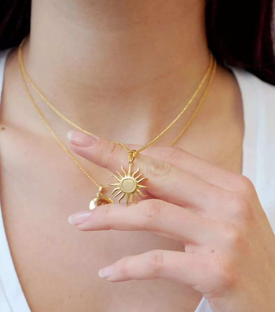 Dinny Hall's Weekend Sample Sale