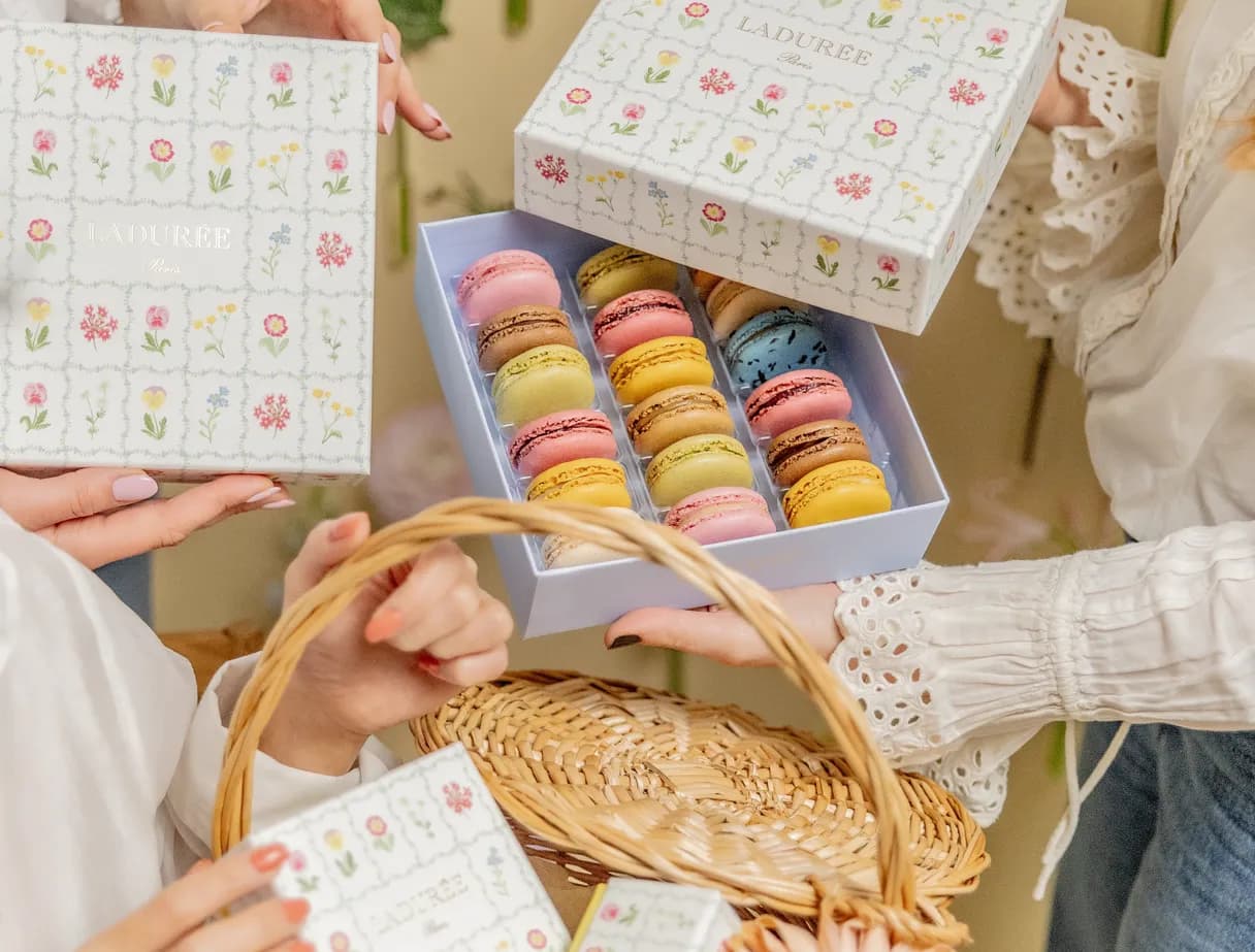 Ladurée's Spring Kiosk Pop-Up