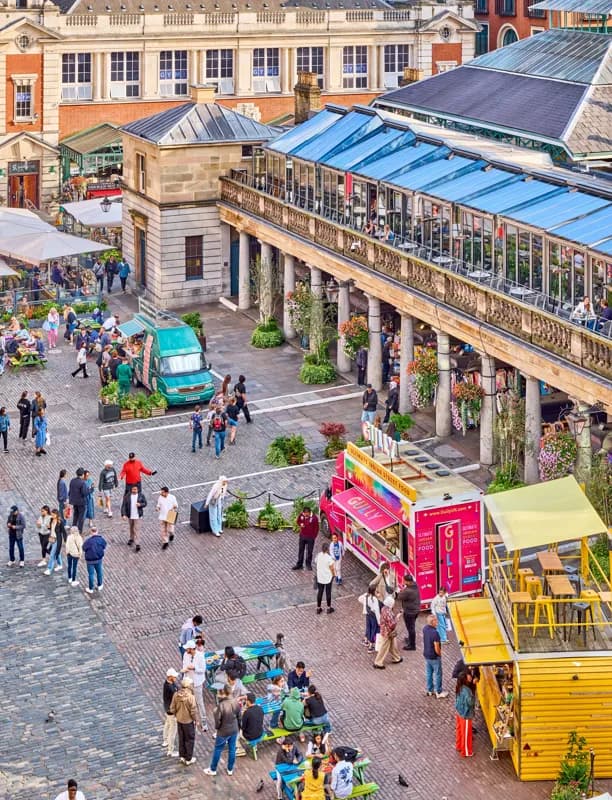 Piazza Pop-Up Food Trucks