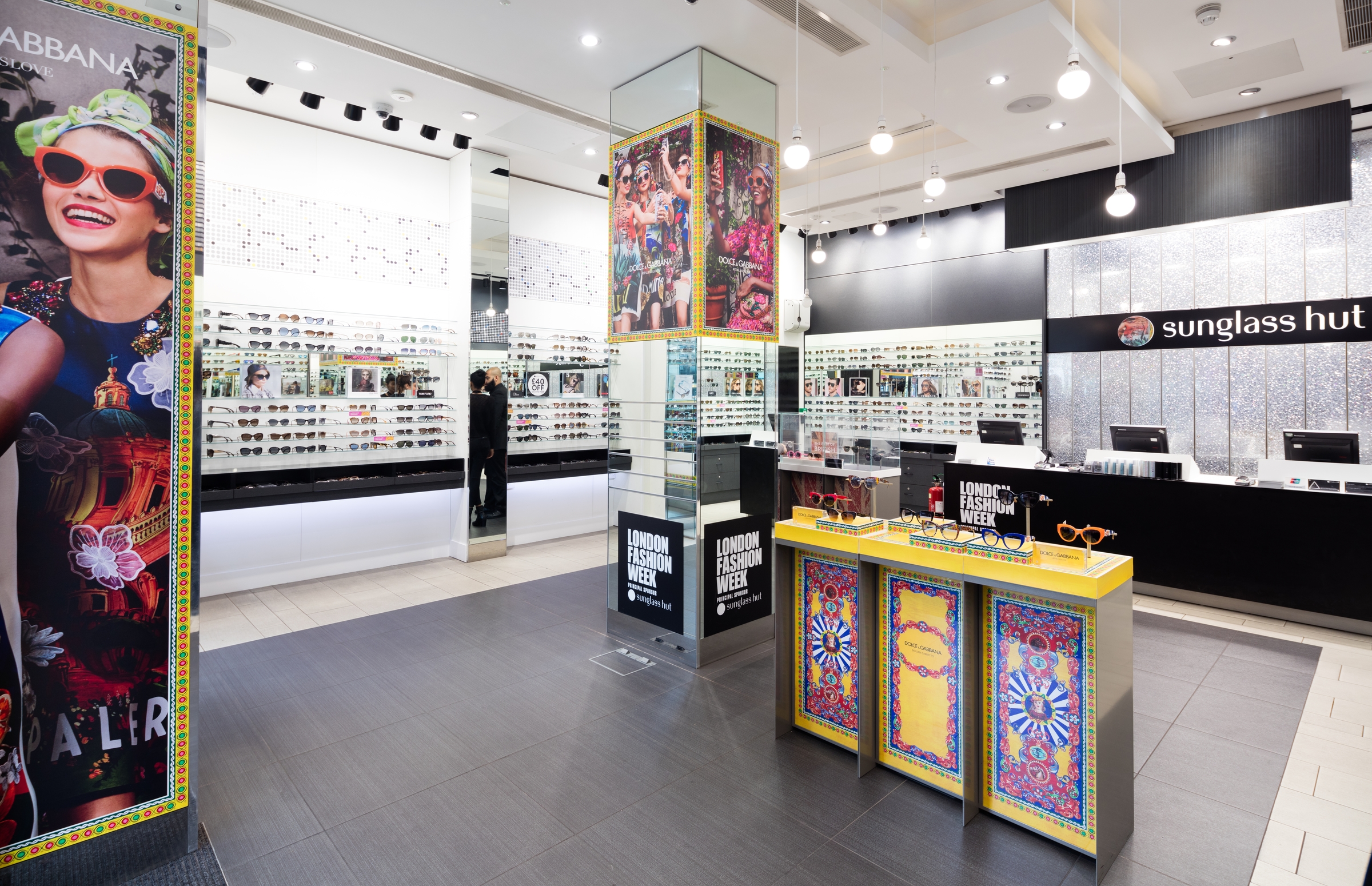 Sunglass Hut – Jervis Shopping Centre